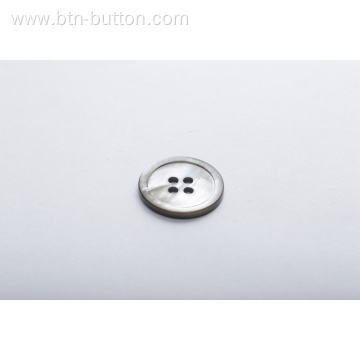 Large number of shell buttons are sold online